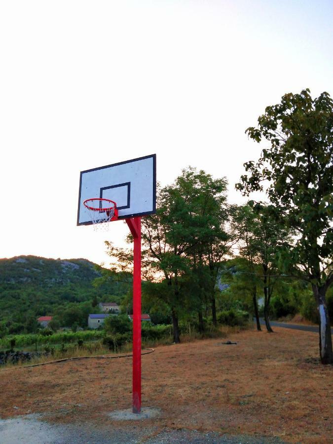 Country House "Lipa" Komarno Virpazar Kültér fotó